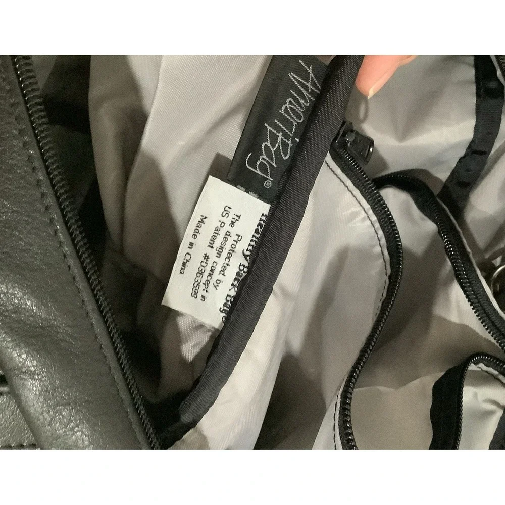 AmeriBag #363599 / Black Leather Sling Unisex